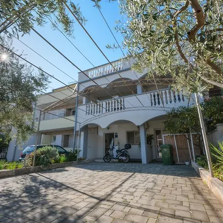 Perica And Perica With Separate Entrance Zadar