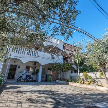 Perica And Perica With Separate Entrance * Zadar