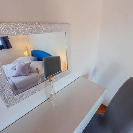 Perica And Perica With Separate Entrance Zadar