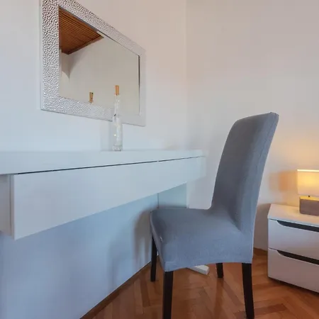 Perica And Perica With Separate Entrance * Zadar