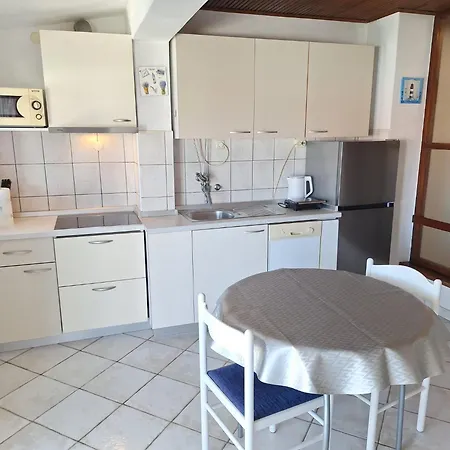 Perica And Perica With Separate Entrance Zára